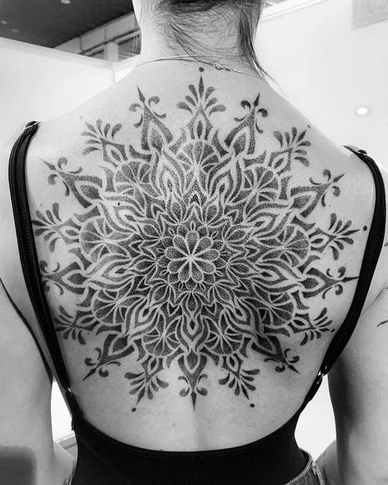 Mandala Tattoo-Bedeutungen - Blendup Tattoo-Bedeutungen 705_x_564_webp