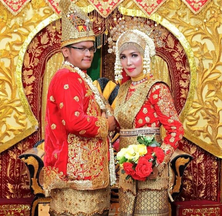 PERSIAPAN PERNIKAHAN ADAT MELAYU RIAU - Blog Tiga Dara