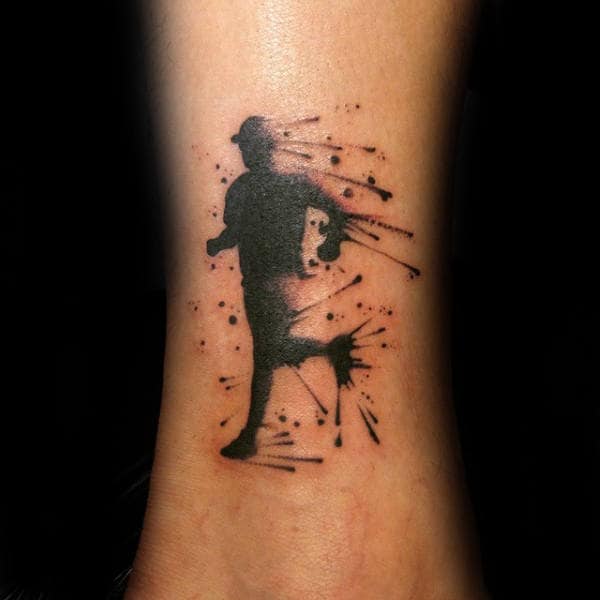 58 Runner Tattoo Ideas With Meanings - Body Art Guru 600_x_600_jpg