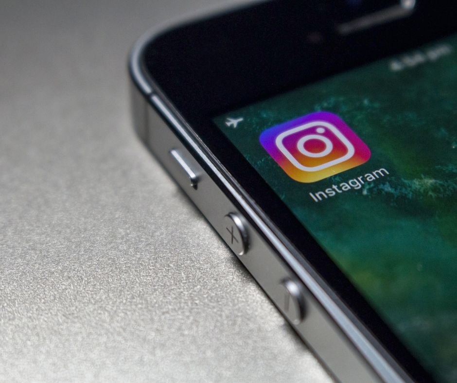 Top 32+ Wallpapers how to send photos as a snap Sharp