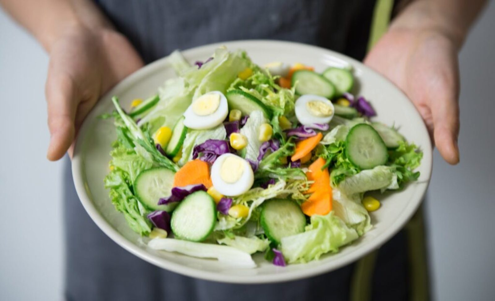 12 Mediterranean Diet Salads That Are Both Filling and Delicious: Expert-Backed Recipes for a Healthier You