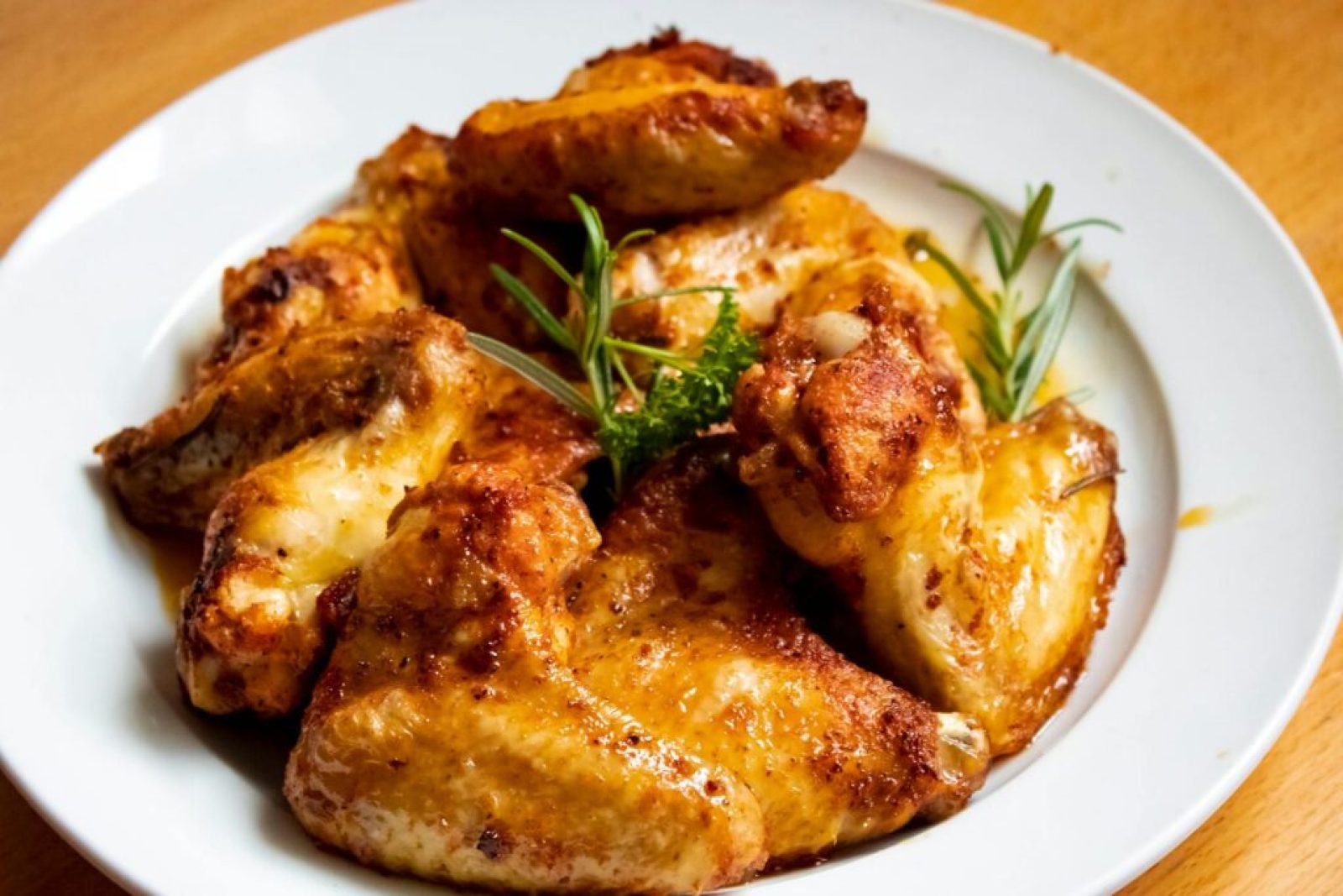 The Game-Changing Truth: How Boiling Water Transforms Chicken Thighs for Unrivaled Crispy Perfection