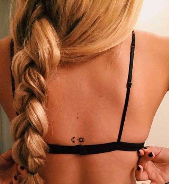 30 Small Minimalistic Tattoo Ideas & Inspiration - Brighter Craft 613_x_564_jpg