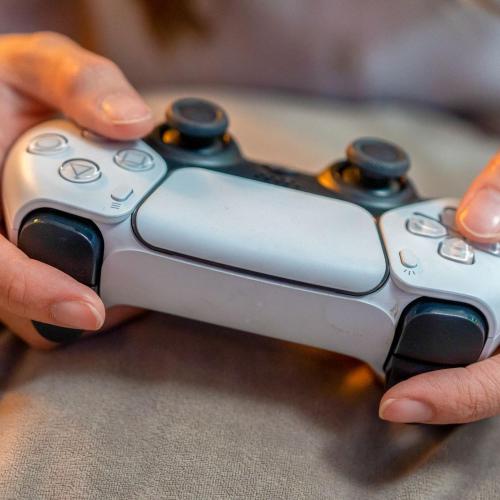 Xbox producer tells staff to use AI to ease job loss pain