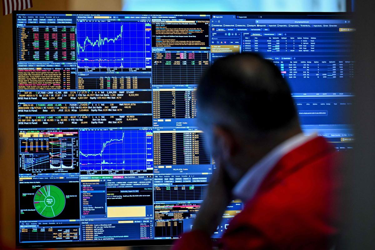 Peak number of private equity firms seen running zombie risk