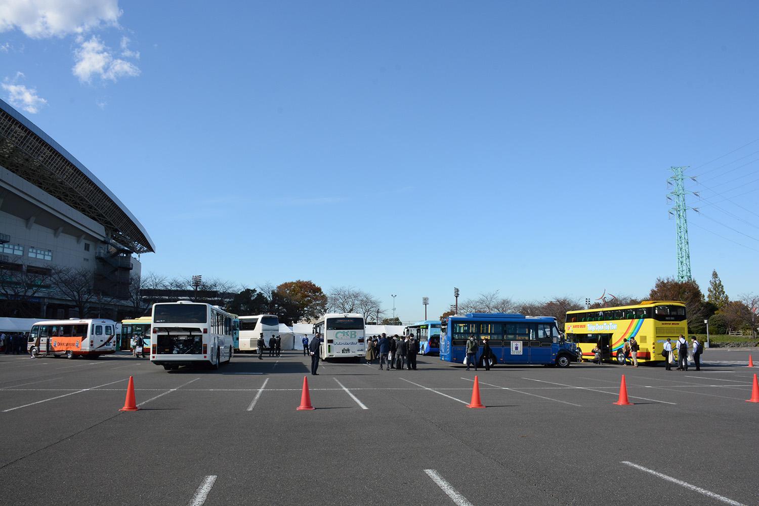 コロナの落ち着きで「バス業界」にも笑顔復活か？ バスオタも集う「バステク」に潜入した | 自動車情報・ニュース WEB CARTOP