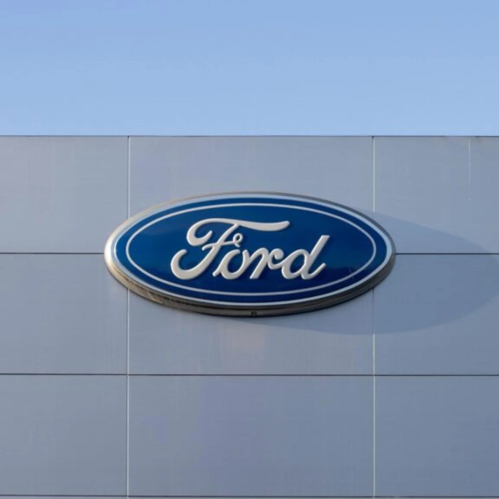フォード、可能なステアリングコラムの取り外しに関する問題で、115,000台以上のF-250、350、450ピックアップトラックをリコール