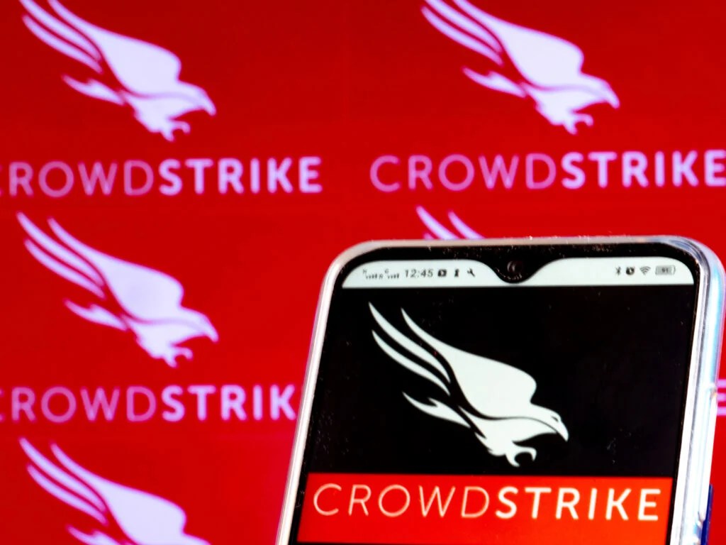 このCrowdStrikeのアナリストが楽観的になる； 金曜日のためのトップ5のアップグレード