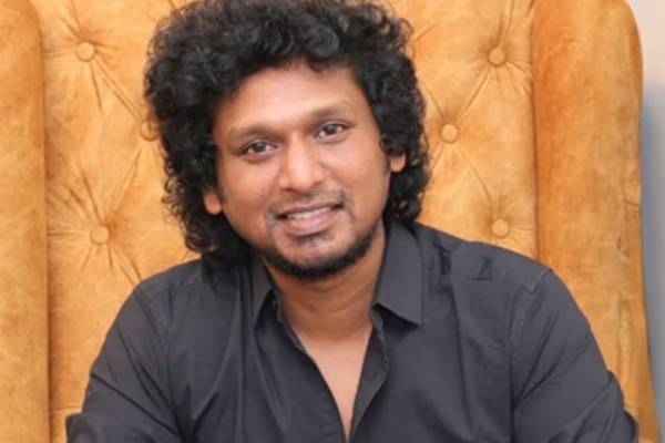 ஹீரோவாக படம் நடிக்கப்போகும் லோகேஷ் கனகராஜ்… நாயகிகள் இவர்களா? ஹீரோவாக படம் நடிக்கப்போகும் லோகேஷ் கனகராஜ்… நாயகிகள் இவர்களா?