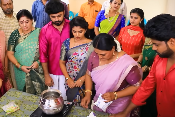 Quarters-ல் பால்காய்ச்சிய செந்தில்.. அவமானப்படுத்திய பின்னும் பாண்டியன் வந்தாரா? அடுத்த வார ப்ரோமோ Quarters-ல் பால்காய்ச்சிய செந்தில்.. அவமானப்படுத்திய பின்னும் பாண்டியன் வந்தாரா? அடுத்த வார ப்ரோமோ