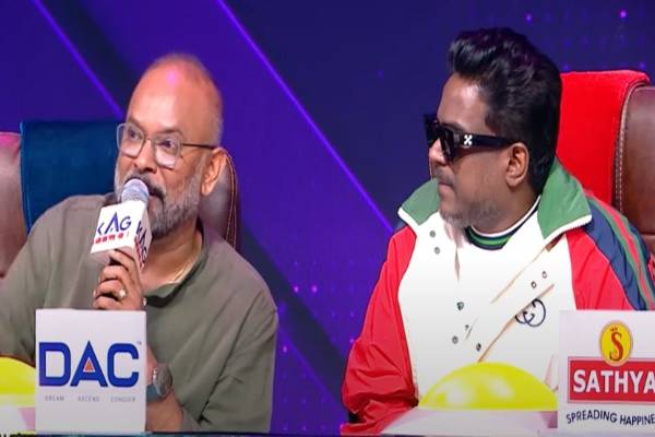 சூப்பர் சிங்கர் பிரபலத்திற்கு இன்ப அதிர்ச்சி கொடுத்த வெங்கட் பிரபு… என்ன விஷயம் வீடியோ இதோ சூப்பர் சிங்கர் பிரபலத்திற்கு இன்ப அதிர்ச்சி கொடுத்த வெங்கட் பிரபு… என்ன விஷயம் வீடியோ இதோ