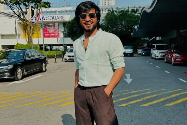 புதிய அலுவலகம் திறந்துள்ள விஜய் டிவி புகழ் ரக்ஷன்.. புதிய அலுவலகம் திறந்துள்ள விஜய் டிவி புகழ் ரக்ஷன்..