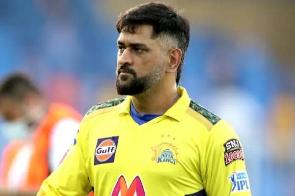 எம்.எஸ்.தோனியை சந்தித்துள்ள பிரபல தமிழ் சினிமா நடிகர்… எம்.எஸ்.தோனியை சந்தித்துள்ள பிரபல தமிழ் சினிமா நடிகர்…