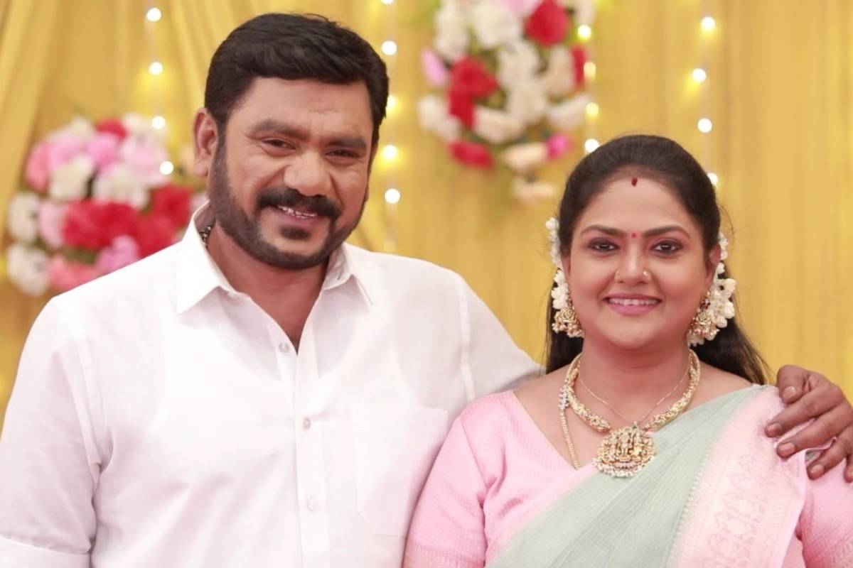 நடிகருடன் Living In Reationல் உள்ள பாண்டியன் ஸ்டோர்ஸ் 2 சீரியல் நடிகை… பிரபலம் ஒபன் டாக் நடிகருடன் Living In Reationல் உள்ள பாண்டியன் ஸ்டோர்ஸ் 2 சீரியல் நடிகை… பிரபலம் ஒபன் டாக்