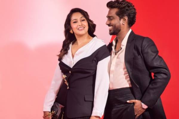 அட்லீ மற்றும் அவரது மனைவி ப்ரியா எடுத்த லேட்டஸ்ட் போட்டோ ஷுட் அட்லீ மற்றும் அவரது மனைவி ப்ரியா எடுத்த லேட்டஸ்ட் போட்டோ ஷுட்
