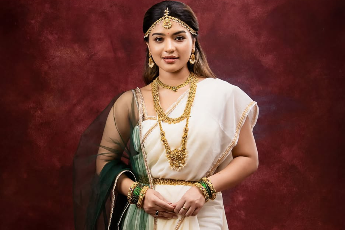 இளவரசியாக மாறிய நடிகை ஷபானா.. ரசிகர்களை கவரும் அழகிய புகைப்படங்கள் இளவரசியாக மாறிய நடிகை ஷபானா.. ரசிகர்களை கவரும் அழகிய புகைப்படங்கள்
