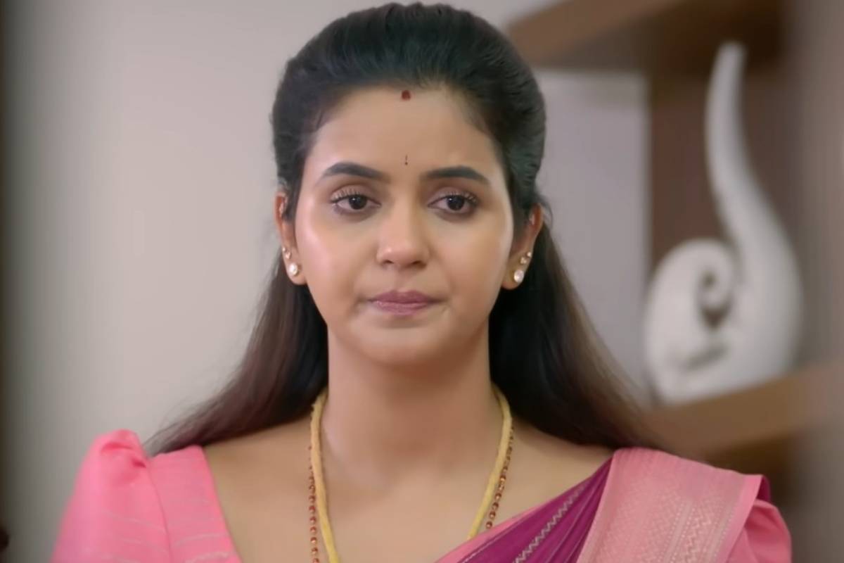 சன் டிவியின் கயல் சீரியலில் மாற்றப்பட்டுள்ள முக்கிய நடிகை… புதிய என்ட்ரி யார் பாருங்க… சன் டிவியின் கயல் சீரியலில் மாற்றப்பட்டுள்ள முக்கிய நடிகை… புதிய என்ட்ரி யார் பாருங்க…
