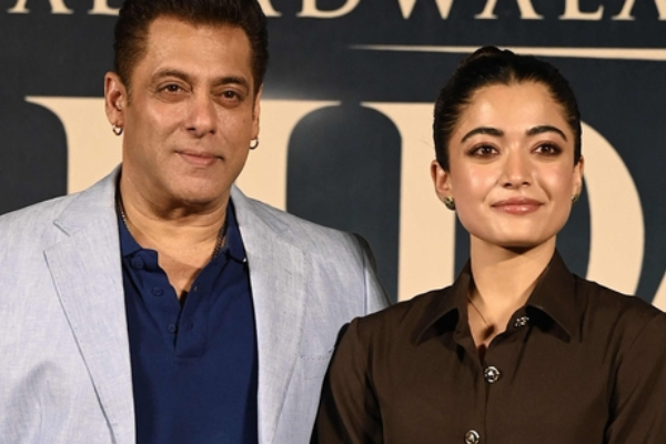 ராஷ்மிகாவின் மகளுடனும் நடிப்பேன்.. 59 வயது நடிகர் சல்மான் கான் பேச்சு ராஷ்மிகாவின் மகளுடனும் நடிப்பேன்.. 59 வயது நடிகர் சல்மான் கான் பேச்சு