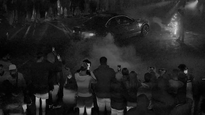 ‘Wannabe boy racers’ perform doughnuts near Buckingham Palace | News