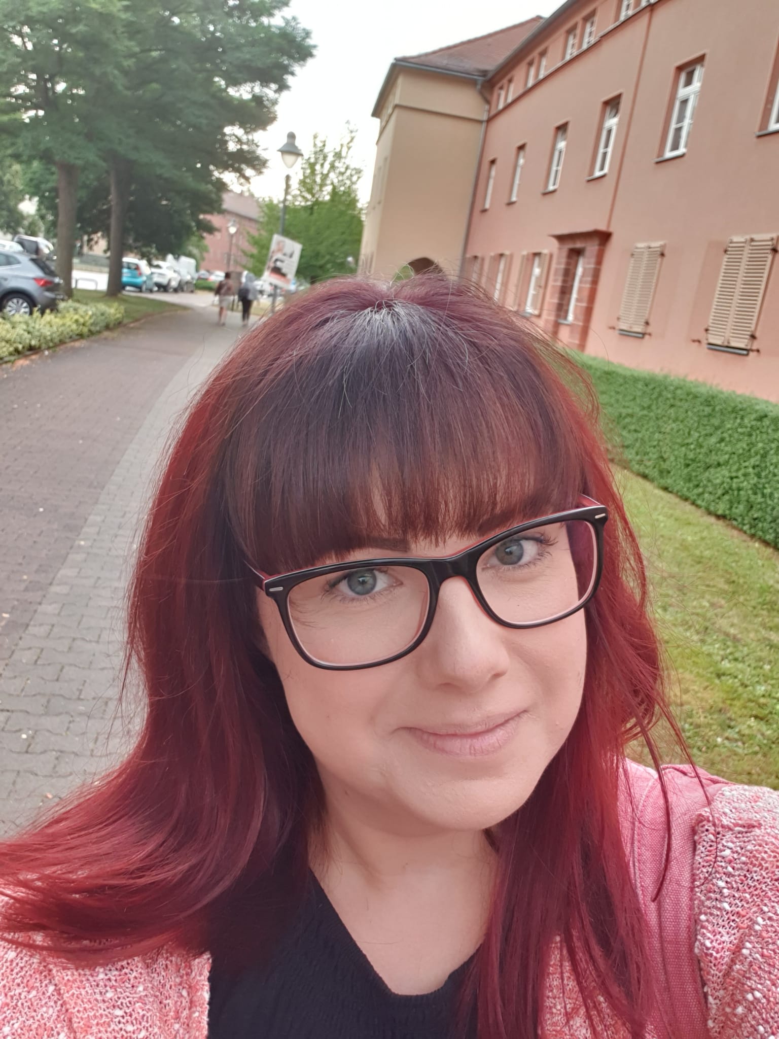 So reinigst du einen Smartphone-Ladeanschluss | TechRadar Ts olympia porn