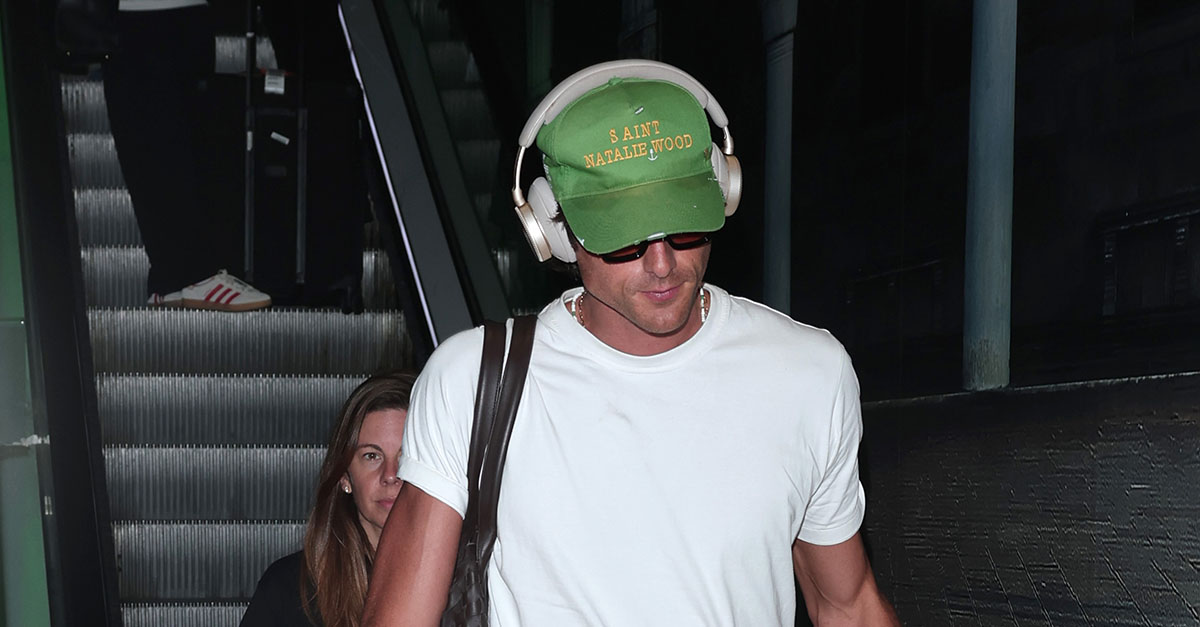 Jacob Elordi Just Resurrected Movie Star Airport Style In Venice