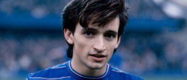 ‘They tried to take the rip at Chelsea but I’d give it back. Perfect example: my nickname quickly became Weirdo. I just said to them, “I’m normal, you’re a bunch of weirdos”’ Pat Nevin on how his love for culture went down in the dressing ro