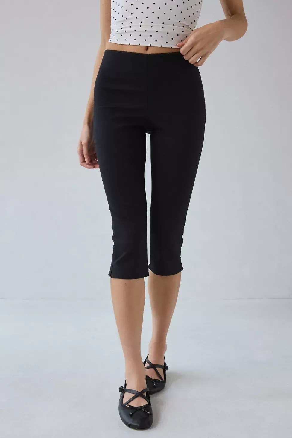 Urban Outfitters, Kimchi Blue Ellie High Rise Stretch Capri Pant