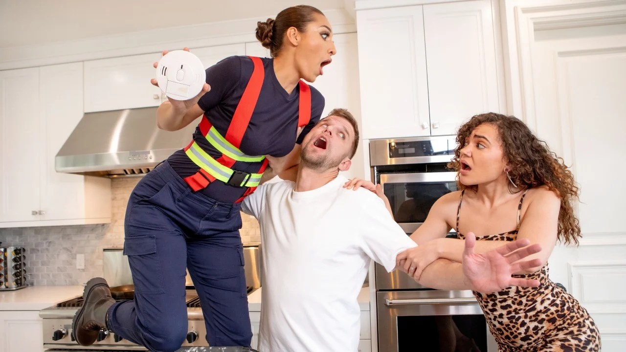 Fiery bella rolland vince karter