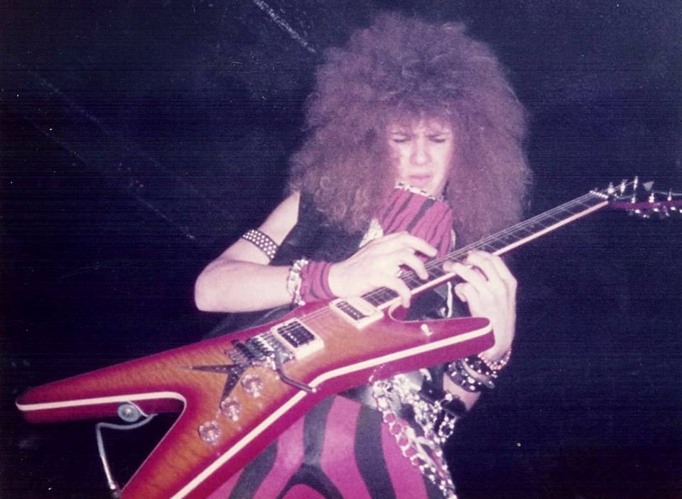 Dimebag Darrell: Guitar God Who Left Us Too Soon. Part 1 | Articles @ Ultimate-Guitar.com 703_x_960_jpg