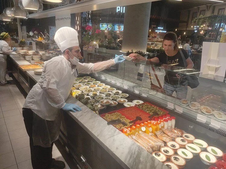 Local flavors of the Aegean are offered to passengers at Istanbul Airport