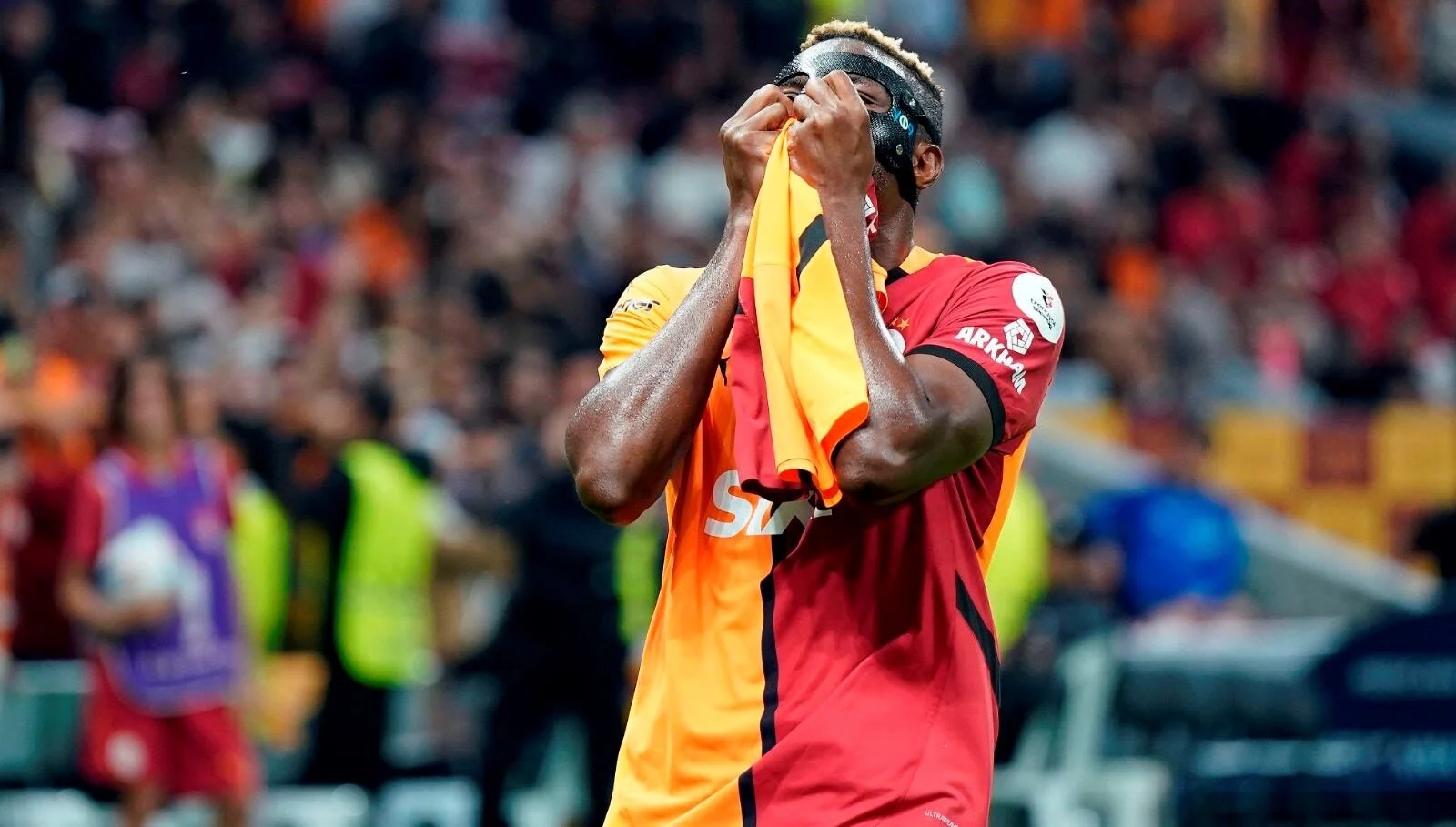 Galasaray’da Osimhen oyuna devam edemedi – Son Dakika Spor Haberleri