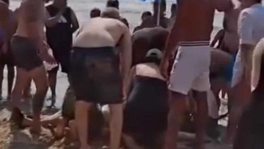 Kuşadası Kadınlar Denizi’nde 2 kişi boğuldu