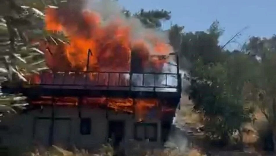 Orman kıl payı yanmaktan kurtuldu