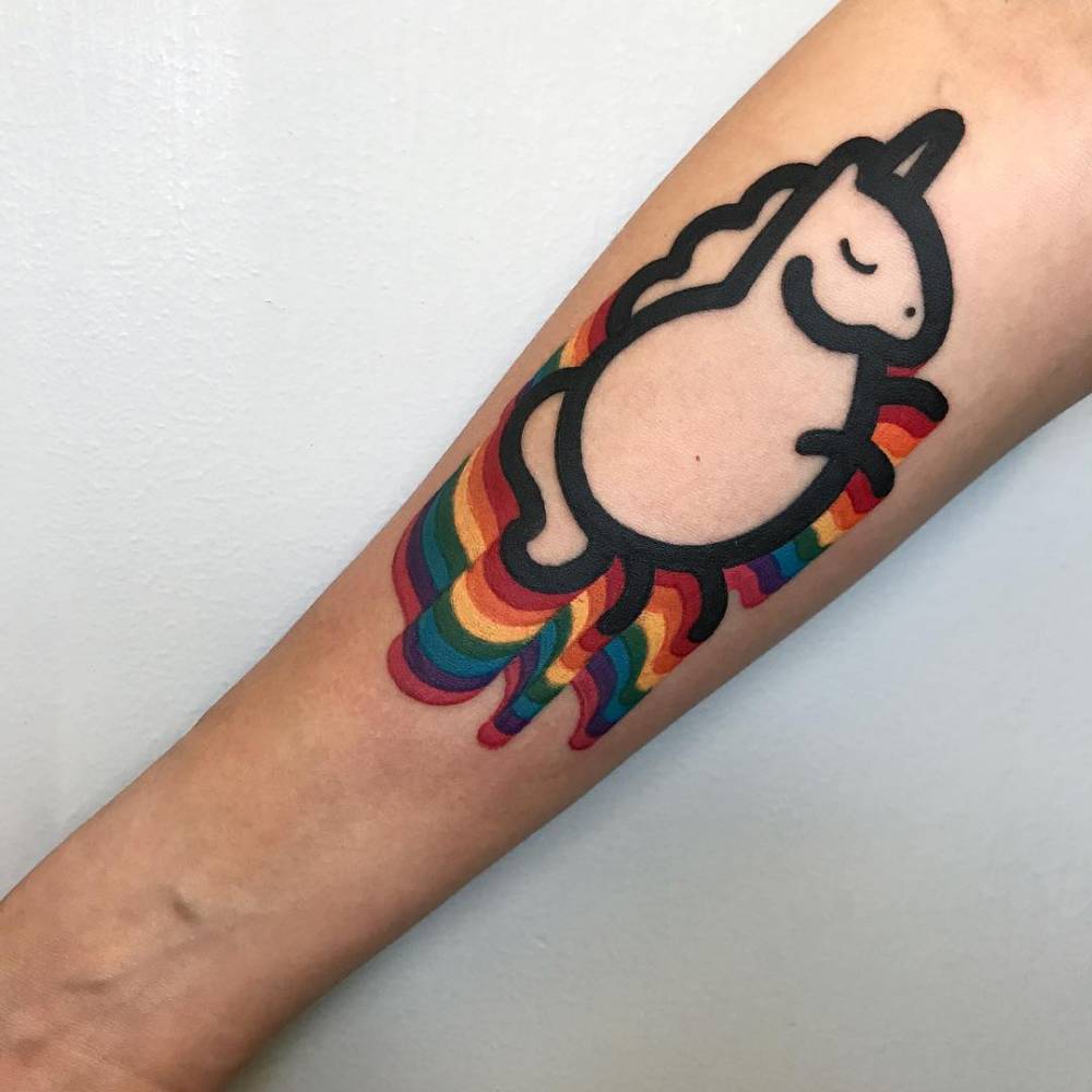 Dietro Ogni Arcobaleno C'è Sempre Un Unicorno 1000_x_1000_jpg