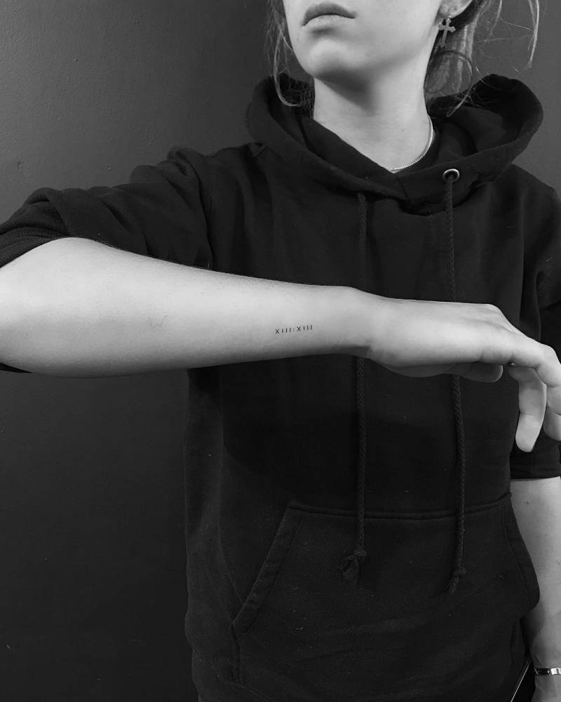 1 Corinthians 13 Tattoo On Lauren Elizabeth's Wrist: 1000_x_800_jpg