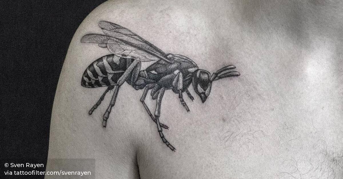 Fine Line Wasp Tattoo On The Right Shoulder. 628_x_1200_jpg