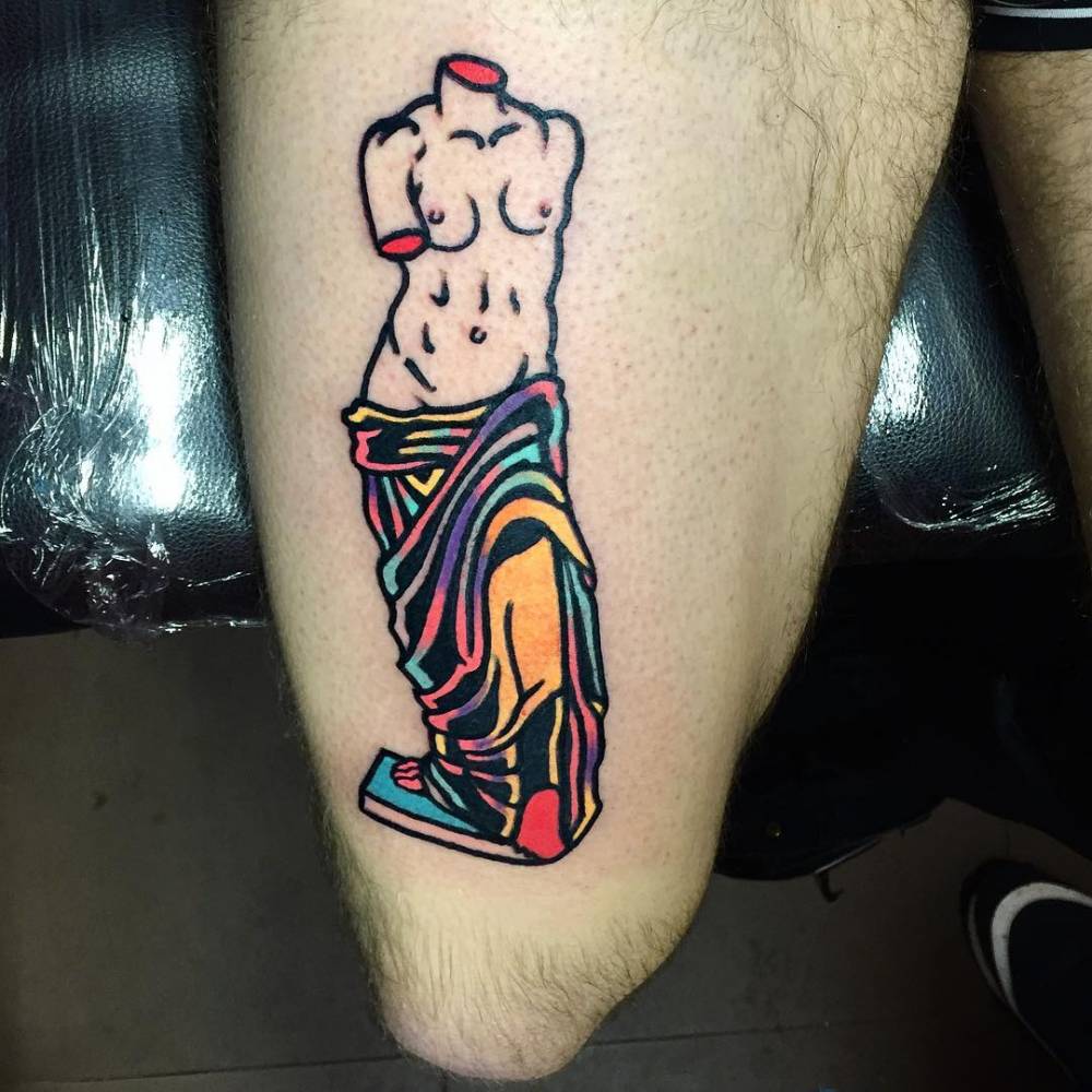 Tatuaje De La Venus De Milo Descabezada. 1000_x_1000_jpg