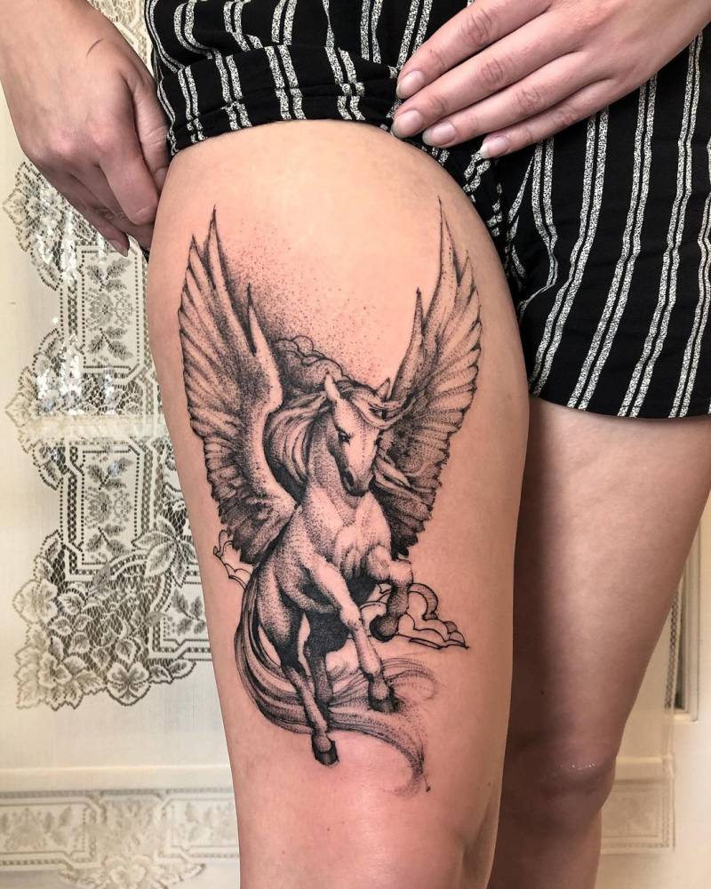 Sketch Work Pegasus Tattoo On The Thigh 1000_x_800_jpg