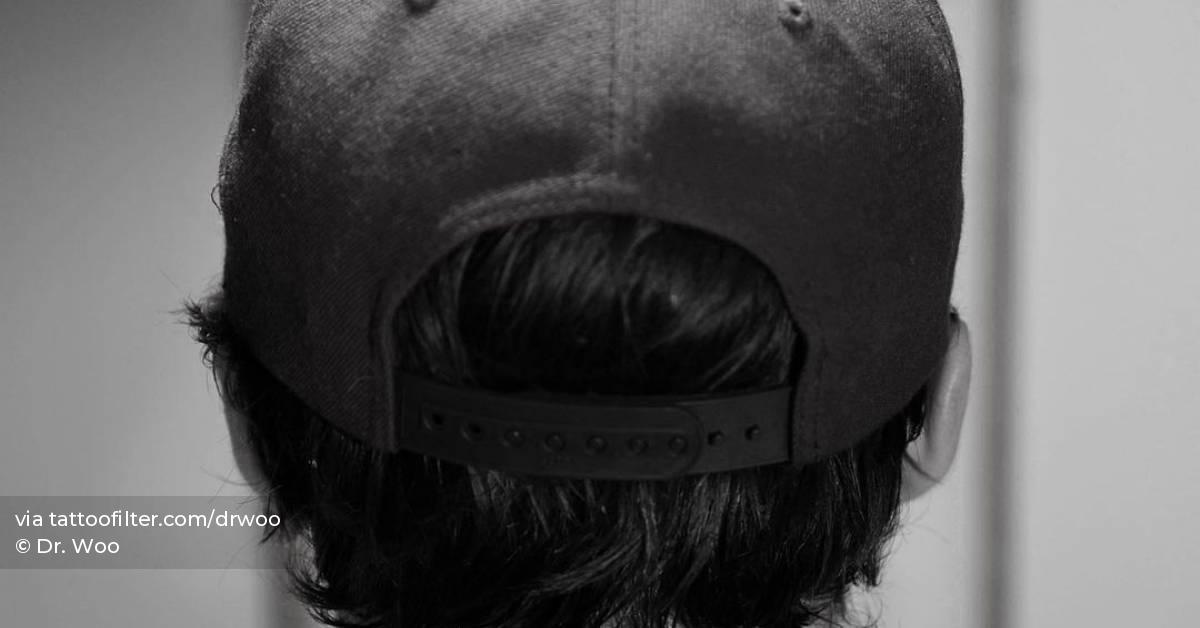 Eyes Tattoo On Brooklyn Beckham's Neck 628_x_1200_jpg