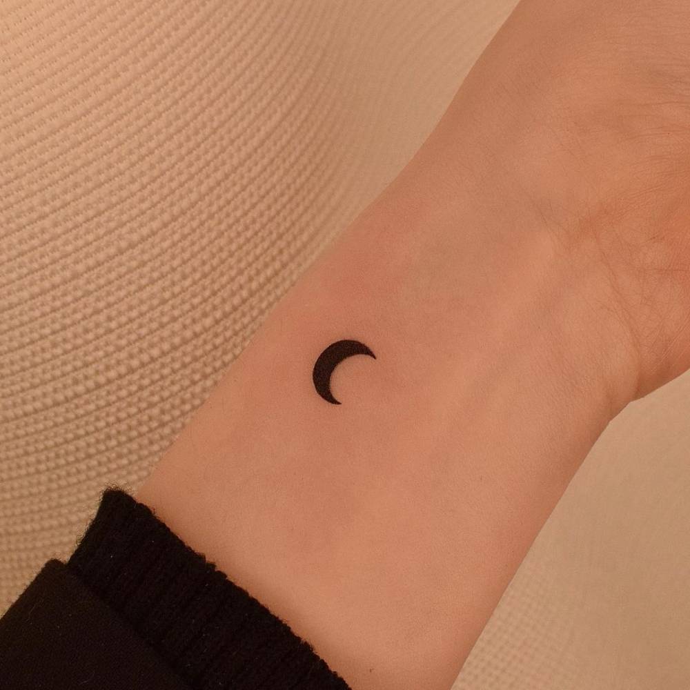 Minimalist Crescent Moon Tattoo On The Wrist. 1000_x_1000_jpg
