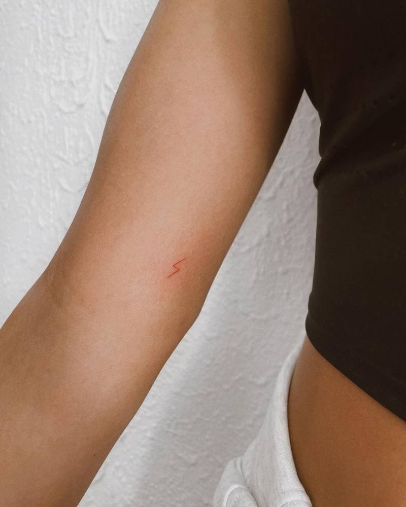 Minimalist Lightning Bolt Tattoo In Red Ink. 1000_x_800_jpg