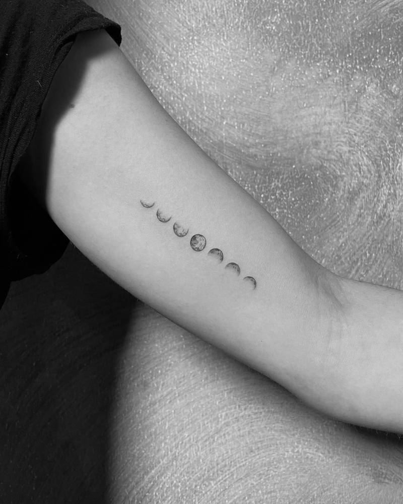 Single Needle Moon Phases Tattoo On The Inner Arm. 1000_x_800_jpg