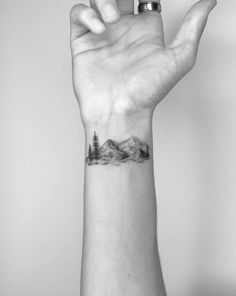 Micro-Realistic Mountain Tattoo On The Wrist. 1000_x_800_jpg