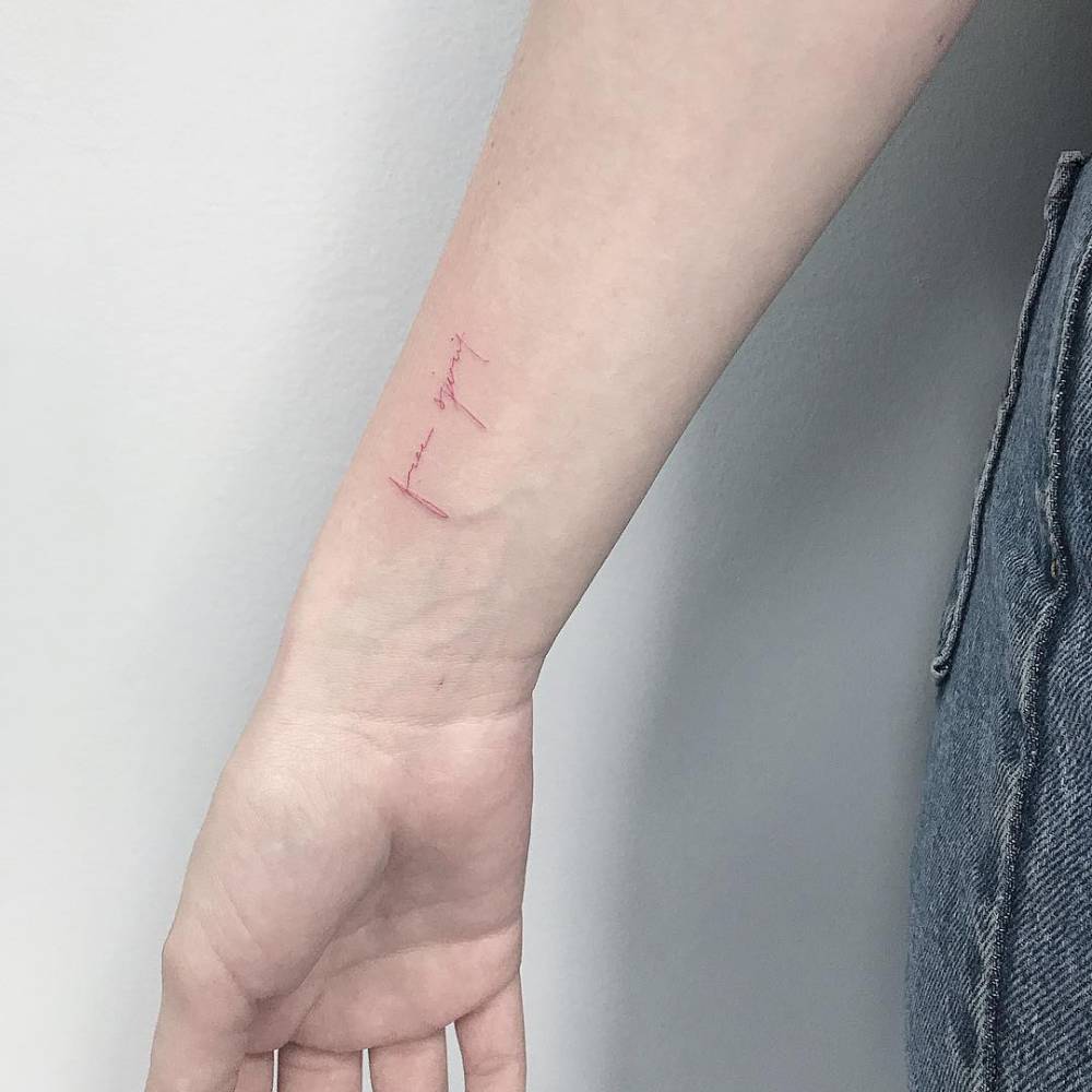 20+ Red Ink Tattoos That Ooze Sophistication 1000_x_1000_jpg