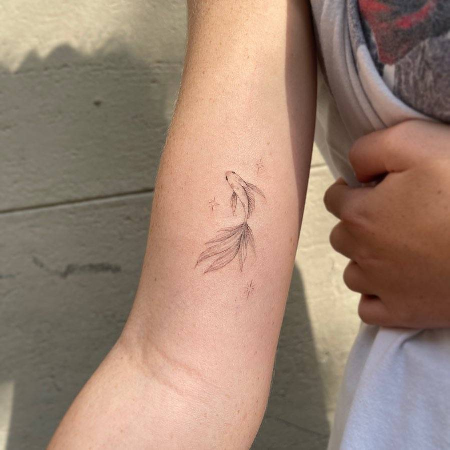 Lil Koi Fish Tattoo On The Inner Arm, Done With A 899_x_899_jpg