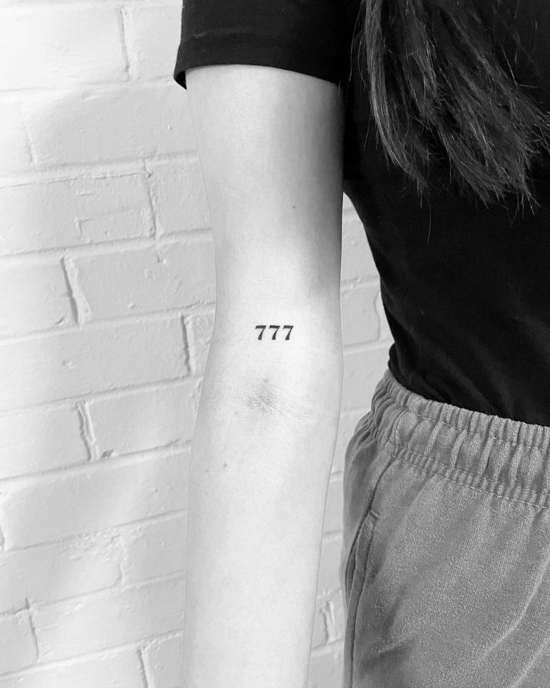  162 Lucky Number 777 Tattoo Designs Più Recente