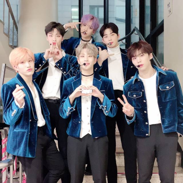 Jual ASTRO SLOGAN &amp; XMAS PC SANHA, MOONBIN Indonesia|Shopee Indonesia