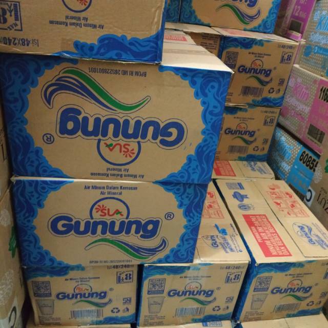 Air Mineral / Gunung Gelas Isi 48 Pcs/Karton | Shopee Indonesia