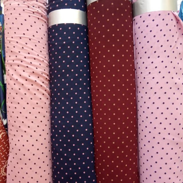 Kain bahan Ceruti babydol motif Polkadot Lebar bahan nyah 150cm Lebar besar  | Shopee Indonesia