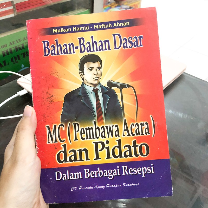 Buku Bahan-bahan Dasar MC (Pembawa Acara) dan Pidato dalam Berbagai Resepsi  | Shopee Indonesia